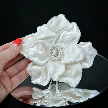 Украшения ручной работы. Ярмарка Мастеров - ручная работа Цветок из бархата. Handmade.