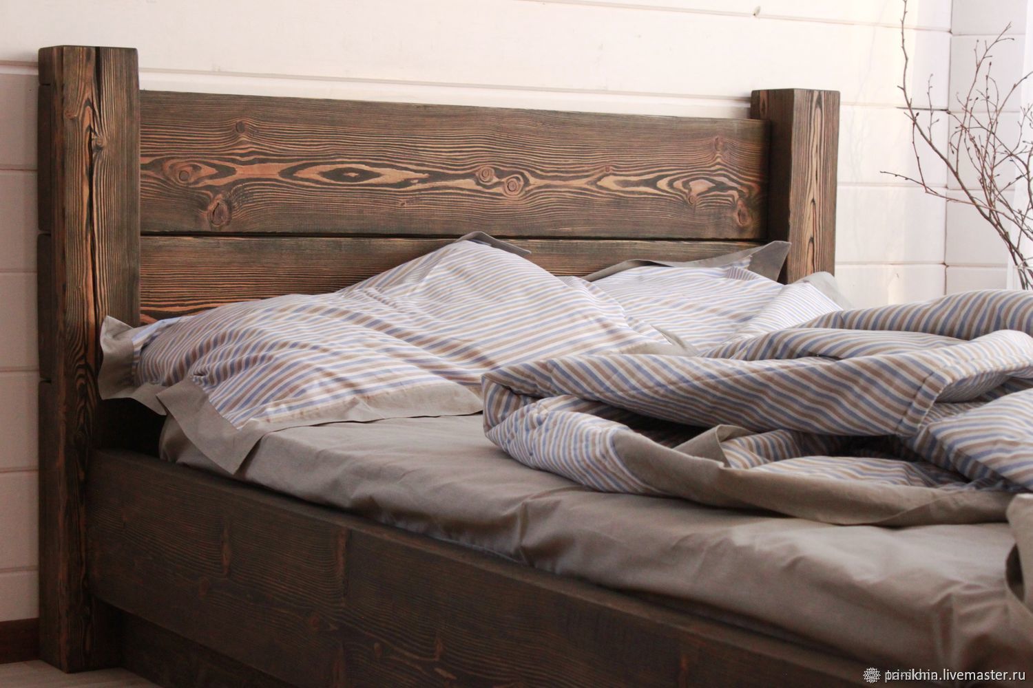 Кровать из лиственницы Панихин