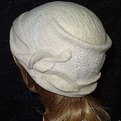 Шляпа "Коралловая классика"