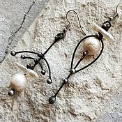 Украшения handmade. Livemaster - original item Asymmetric Earrings with Natural pearls (e-039). Handmade.