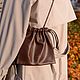 Сумка - кисет кожаная, коричневый цвет. Сумка через плечо. AUGUST BAGS. Ярмарка Мастеров.  Фото №4