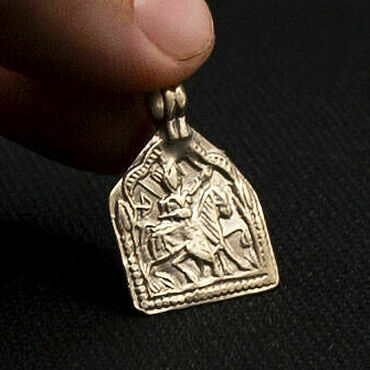 Винтаж ручной работы. Ярмарка Мастеров - ручная работа Винтаж: Старинный индийский амулет "Bhumiya Raj", 2.5 х 1.7 см. Handmade.