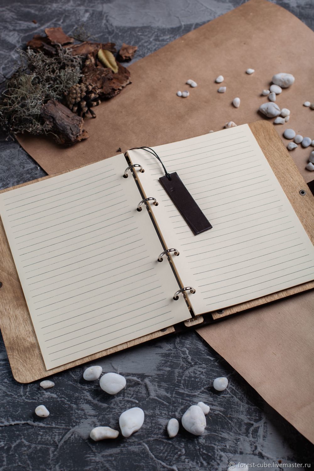 Блокнот работа. Блокнот ручной работы. Блокнот с льняной обложкой. Блокнот органайзер кожаный. Блокнот ручной работы.