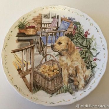 Винтаж: Royal Albert - Винтажная фарфоровая тарелочка с золотым лабрадором. . Винтаж ручной работы - Ярмарка Мастеров Винтаж ручной работы. Ярмарка Мастеров - ручная работа Винтаж: Royal Albert - Винтажная фарфоровая тарелочка с золотым лабрадором. Handmade.