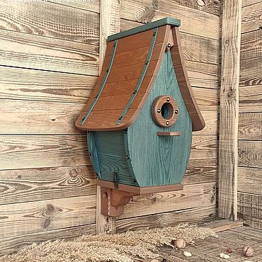 Дача и сад ручной работы. Ярмарка Мастеров - ручная работа Скворечник для птиц с боковой дверкой на кронштейне. Handmade.