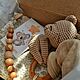 Подарочный набор Медвежонок погремушка и держатель для пустышки. Подарок новорожденному. PETELKI_FM (Мария Федорова). Интернет-магазин Ярмарка Мастеров.  Фото №2