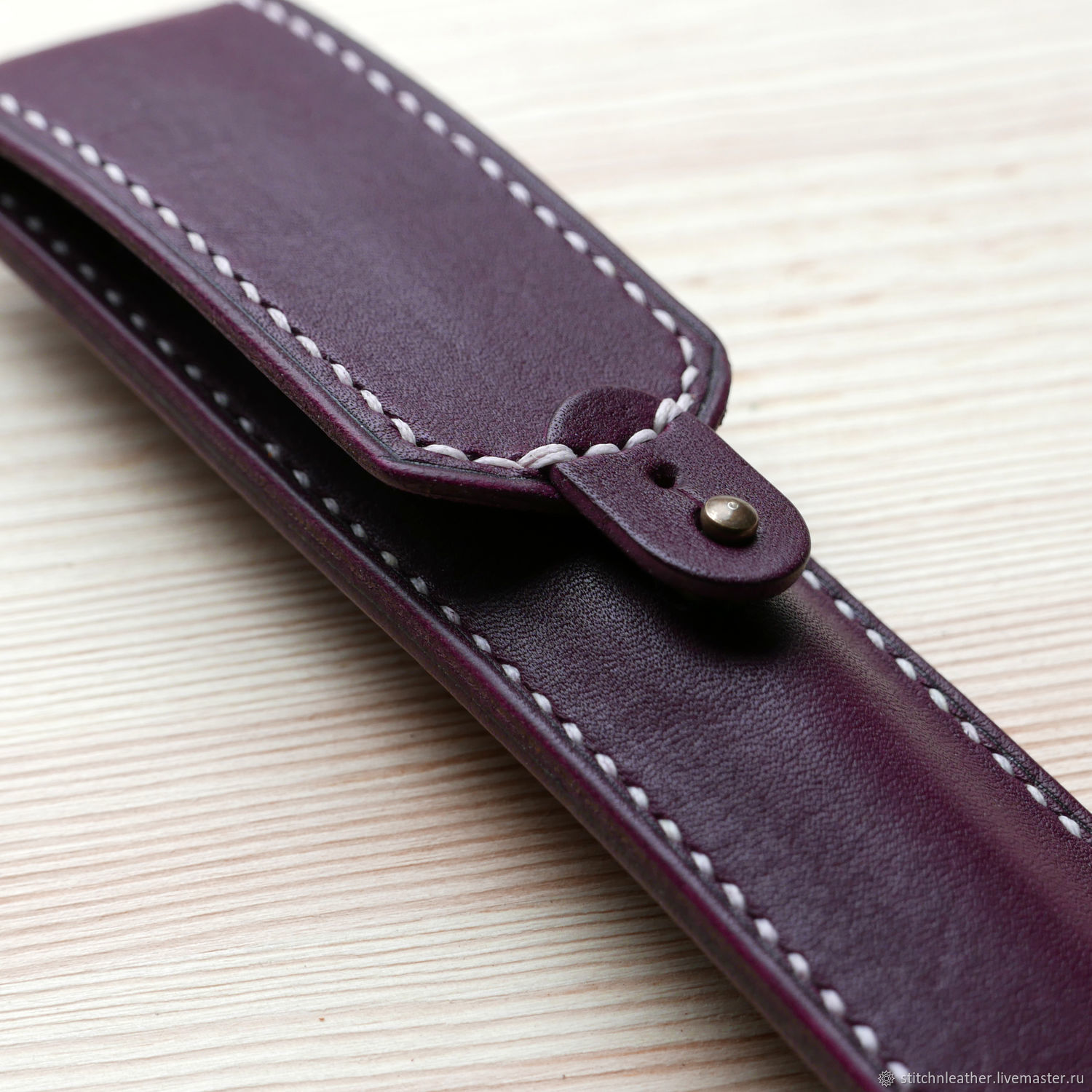 Master чехол. Leather Deep Violet чехол. Футляр чехол для ручек Aurora Italia. Духи в кожаном чехле Violet.