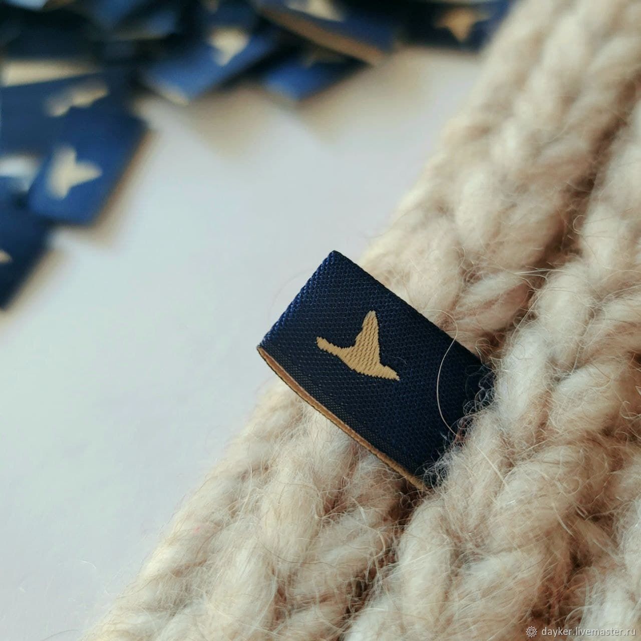 Жаккардовые пришивные бирки – заказать на Ярмарке Мастеров – QOVEKRU ...