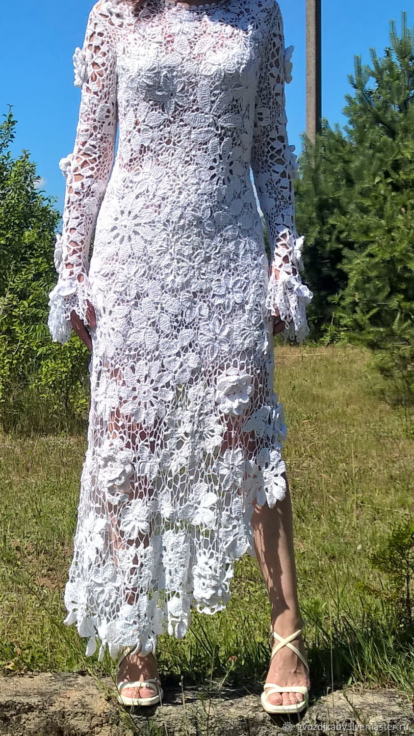 Белое платье из кружева