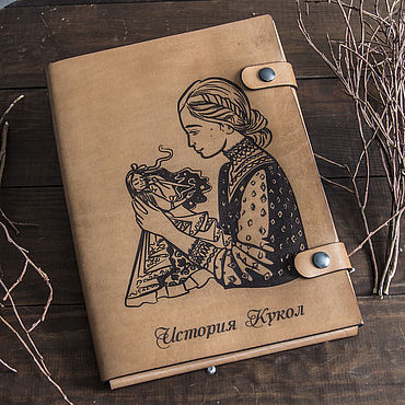 Канцелярские товары ручной работы. Ярмарка Мастеров - ручная работа Кожаная папка А4 с рисунком. Handmade.