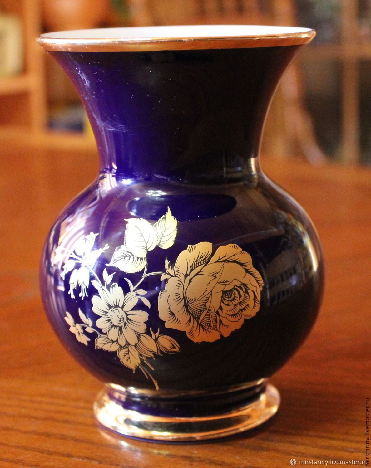 Beautiful cobalt vase with a gold rose, Royal KPM, Germany, Vintage interior, Moscow,  Фото №1