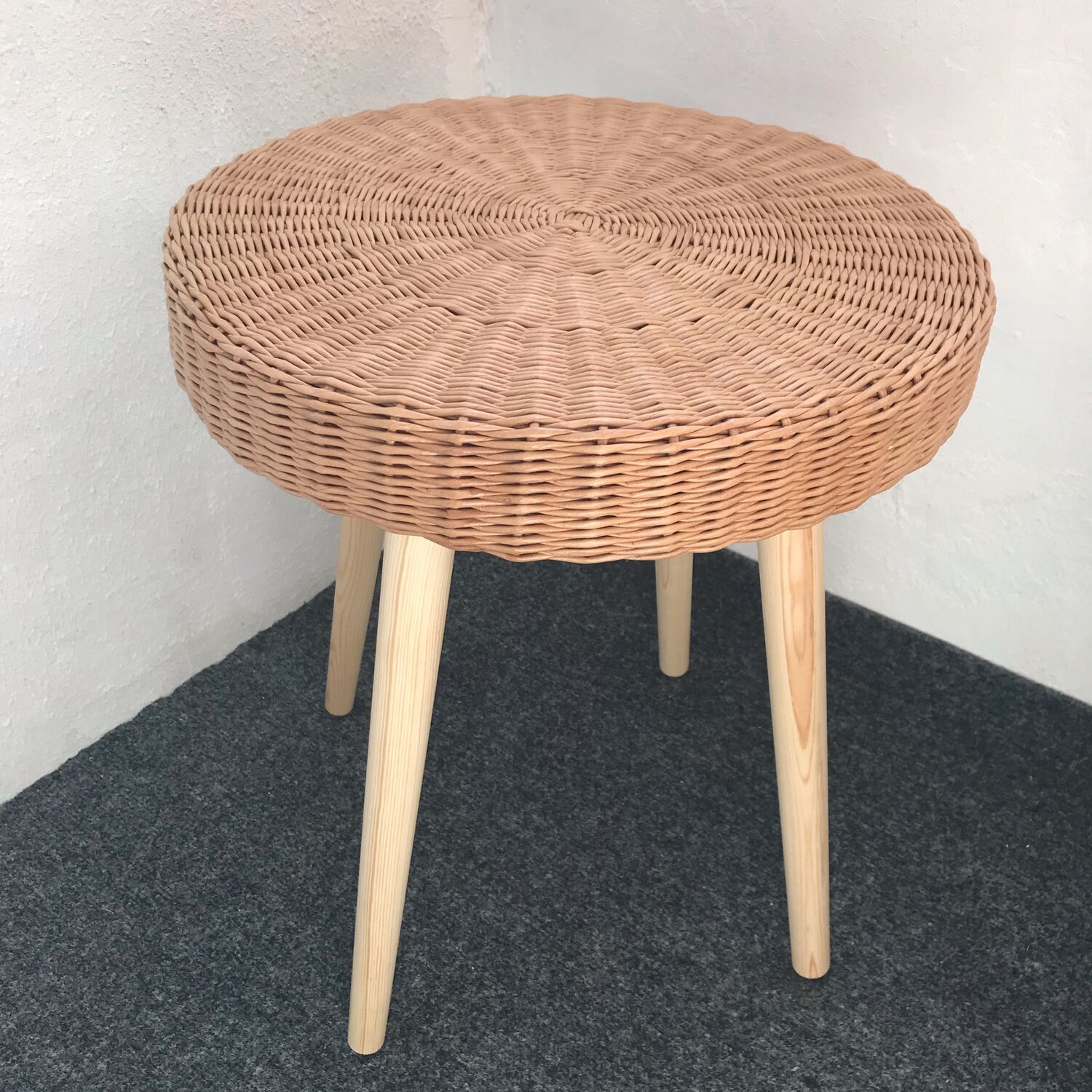 Кофейный столик (плетеный) в интернет-магазине на Ярмарке Мастеров ...