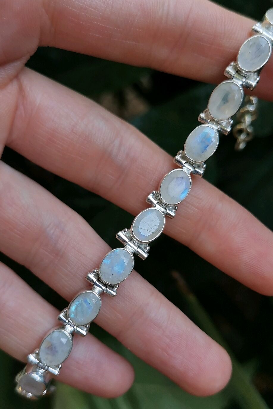 Серебряный браслет с Лунным камнем купить в интернет-магазине Ярмарка ...