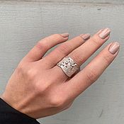 Серебряное кольцо "троечка" в стиле Тринити