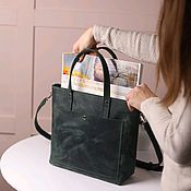 Сумки и аксессуары handmade. Livemaster - original item Women`s green leather bag, tote bag. Handmade.