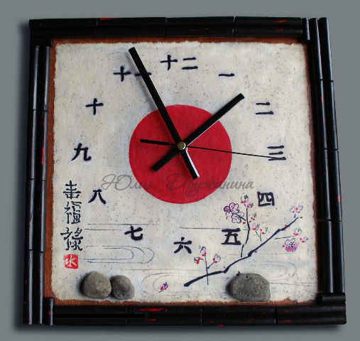 Настенные часы японские. Часы в японском стиле настенные. Часы интерьерные в японском стиле. Настольные часы в японском стиле. Часы в китайском стиле.