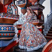 Яркая Италия платье с отделкой кружевами , расцветка Dolce&Gabbana