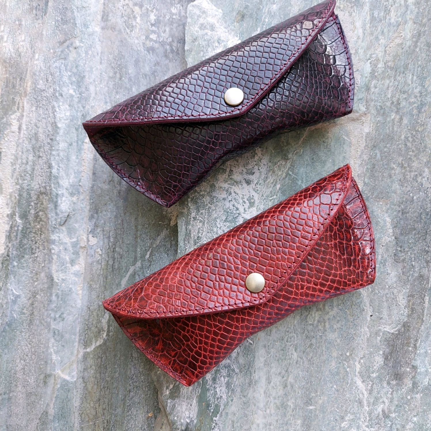 Очечник жёсткий со стопором – заказать на Ярмарке Мастеров – LFXR4RU ...