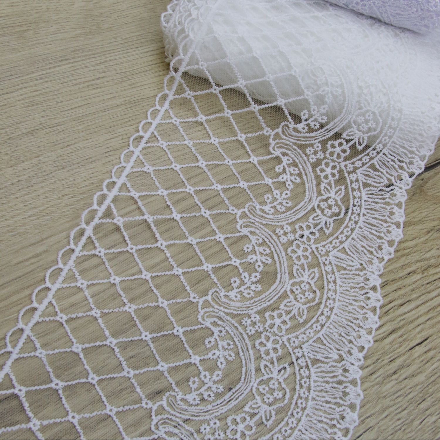 тюль кружевная. турецкое кружево для нижнего. кружева турция. ленты кружева турция. кружева турция.