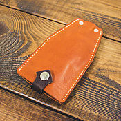 Leather key holder with zipper