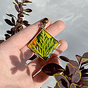 Украшения handmade. Livemaster - original item Pendant, jewelry resin with juniper. Handmade.