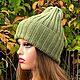 Зеленая вязаная шапка-тыковка. Шапки. Hat&Scarf (вязаные аксессуары). Интернет-магазин Ярмарка Мастеров.  Фото №2