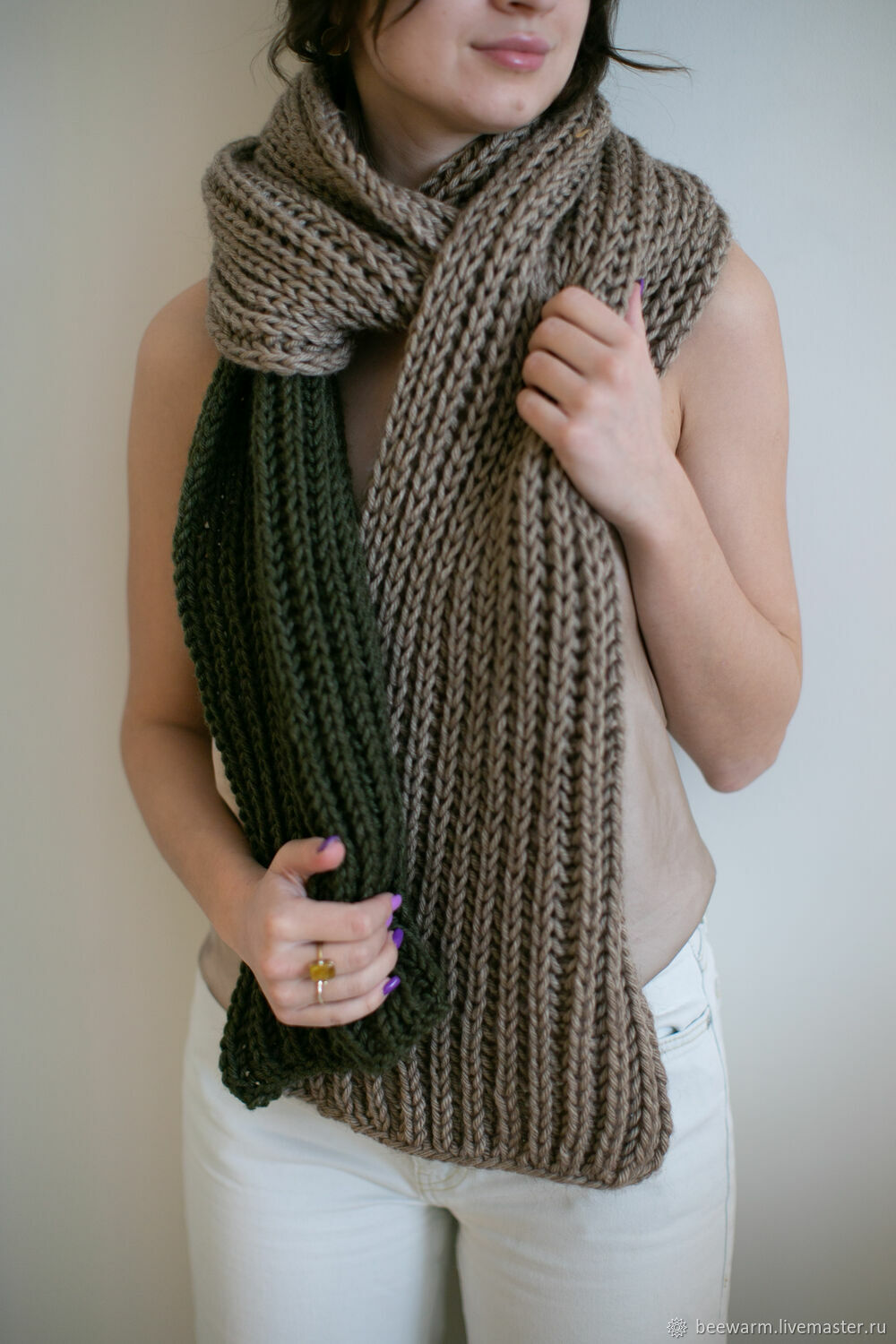 Идеи вязания двухцветного шарфа спицами