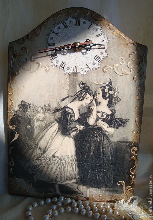 Маскарад график работы. Новогодний бал. Masquerade час. Тц маскарад старый оскол. Живопись маскарад венецианец.