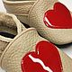 Red Heart Baby Shoes, Ebooba, Beige Baby Booties, Girls' Shoes. Footwear for childrens. ebooba. Интернет-магазин Ярмарка Мастеров.  Фото №2