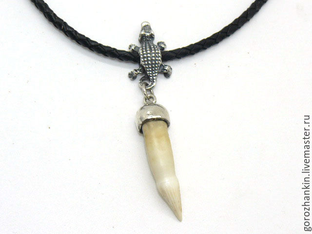 Pendant amulet talisman Fang the tooth of a crocodile crocodile silver c View 5 handmade to give to buy a tooth tooth of a crocodile boy girl child new year birthday 23 February 8 March on every day
