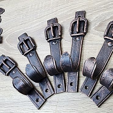 Ručně vyráběné věšáky a háčky. Fair of Masters - ručně vyrobená spona Hook Belt. Ruční.