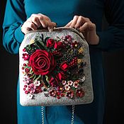 Сумки и аксессуары handmade. Livemaster - original item Felted bag with flowers, shoulder bag, chain bag. Handmade.