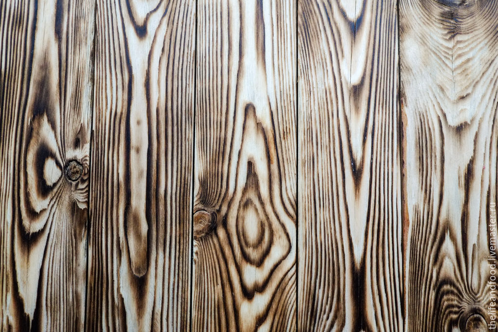 брашированная древесина в интерьере