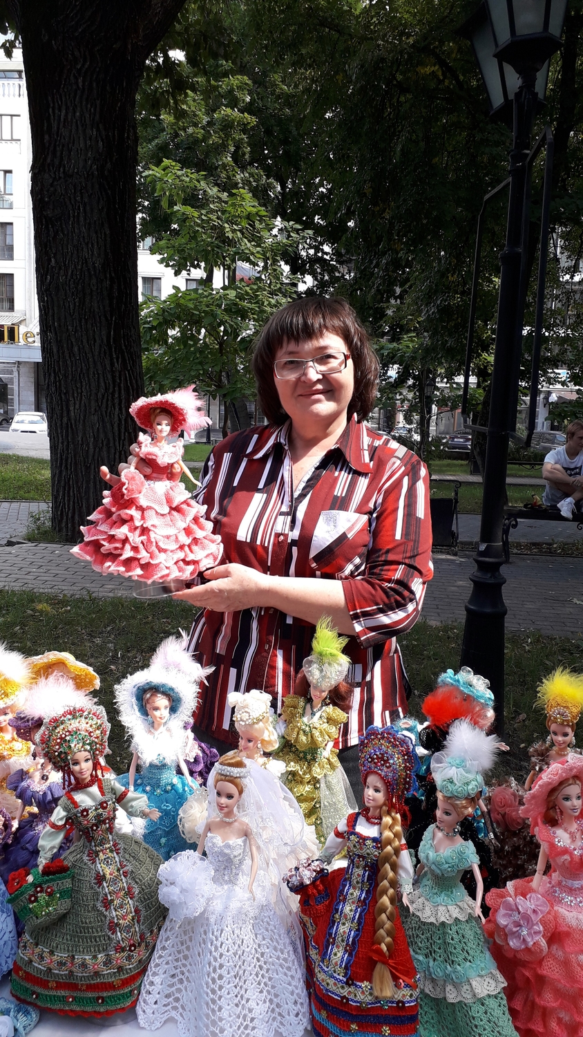 Выставка в Петровском сквере 2019 г.