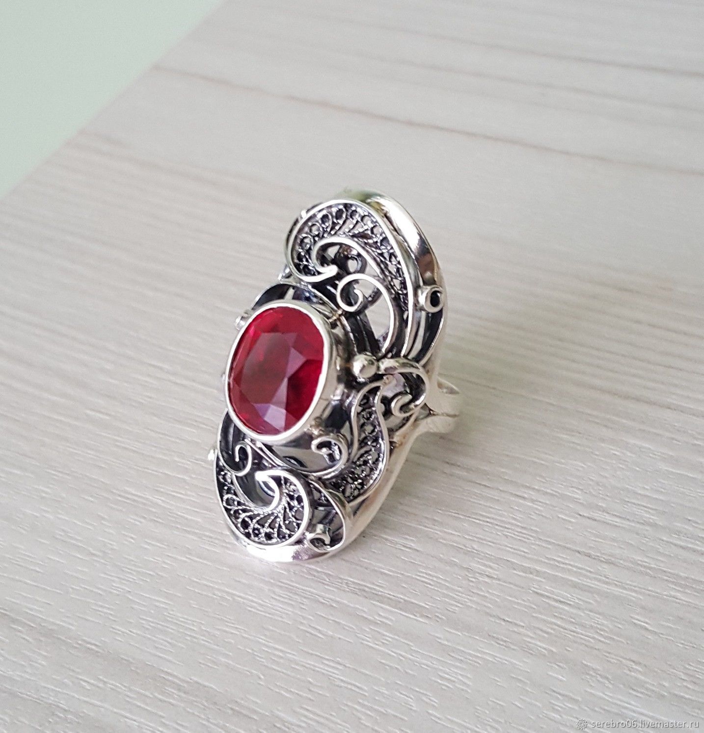 Старинные кольца с рубином
