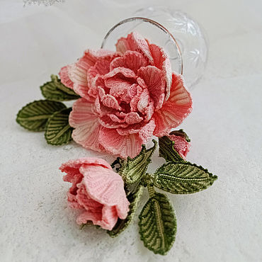 Украшения ручной работы. Ярмарка Мастеров - ручная работа Брошь - роза "Yves Piaget". Handmade.