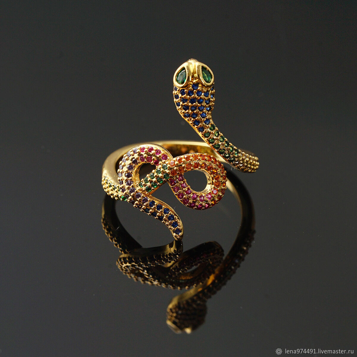 Кольцо золотого змея dark souls. Кольцо "змейка". Тиффани кольцо змея. Кольцо с топазом и змеёй. Кольцо змея с камнем.