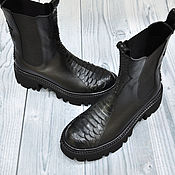 Обувь ручной работы handmade. Livemaster - original item Women`s ankle boots made of genuine leather with python leather inserts.. Handmade.
