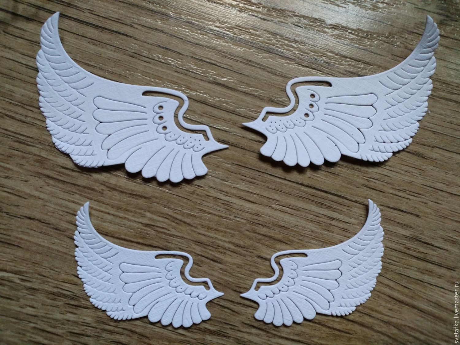 Ангелочек с крылышками