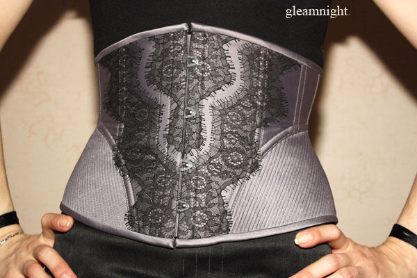 Satin corset with straight
