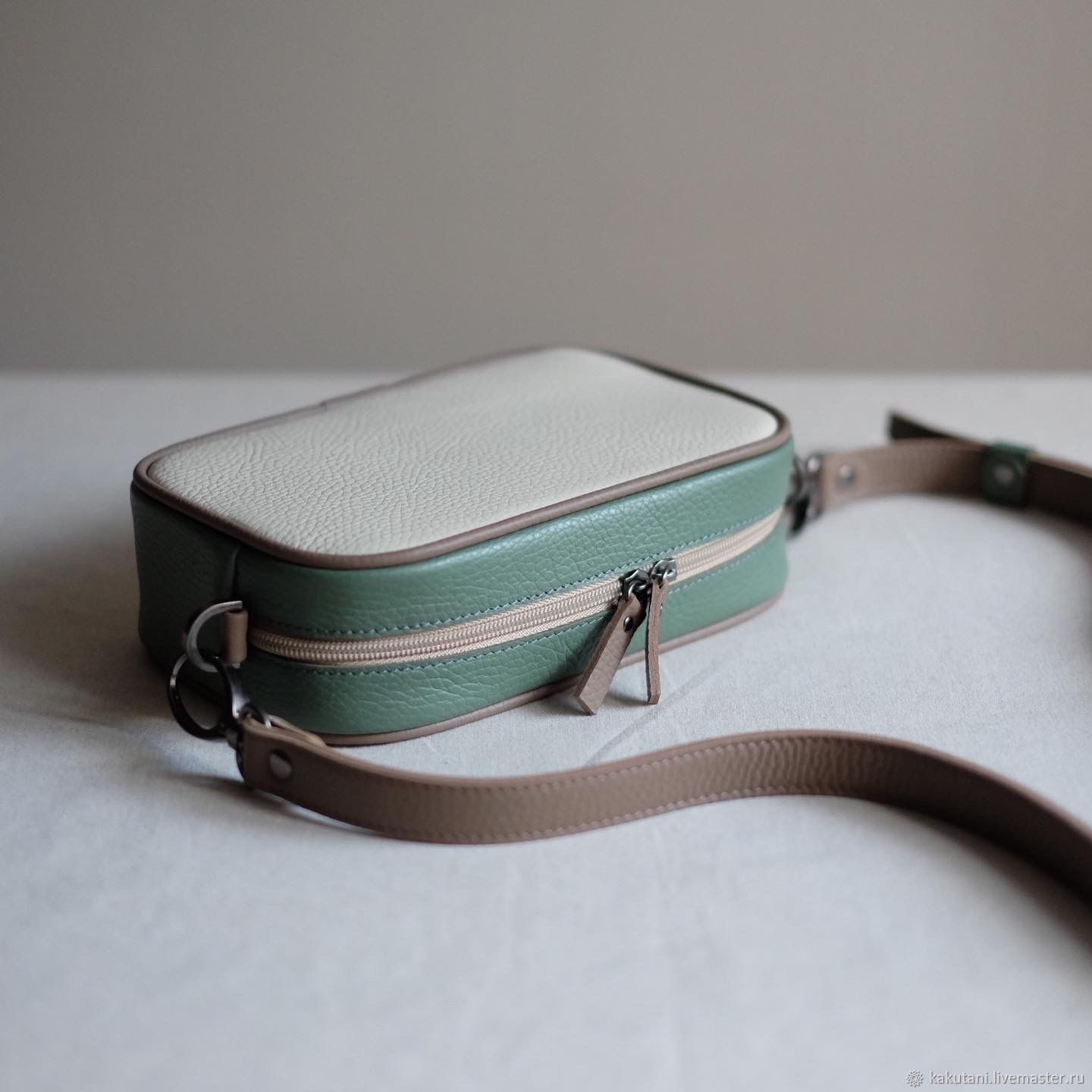 Застежки и шлёвки из натуральной кожи для сумок. Купить на slep-kostroma.ru