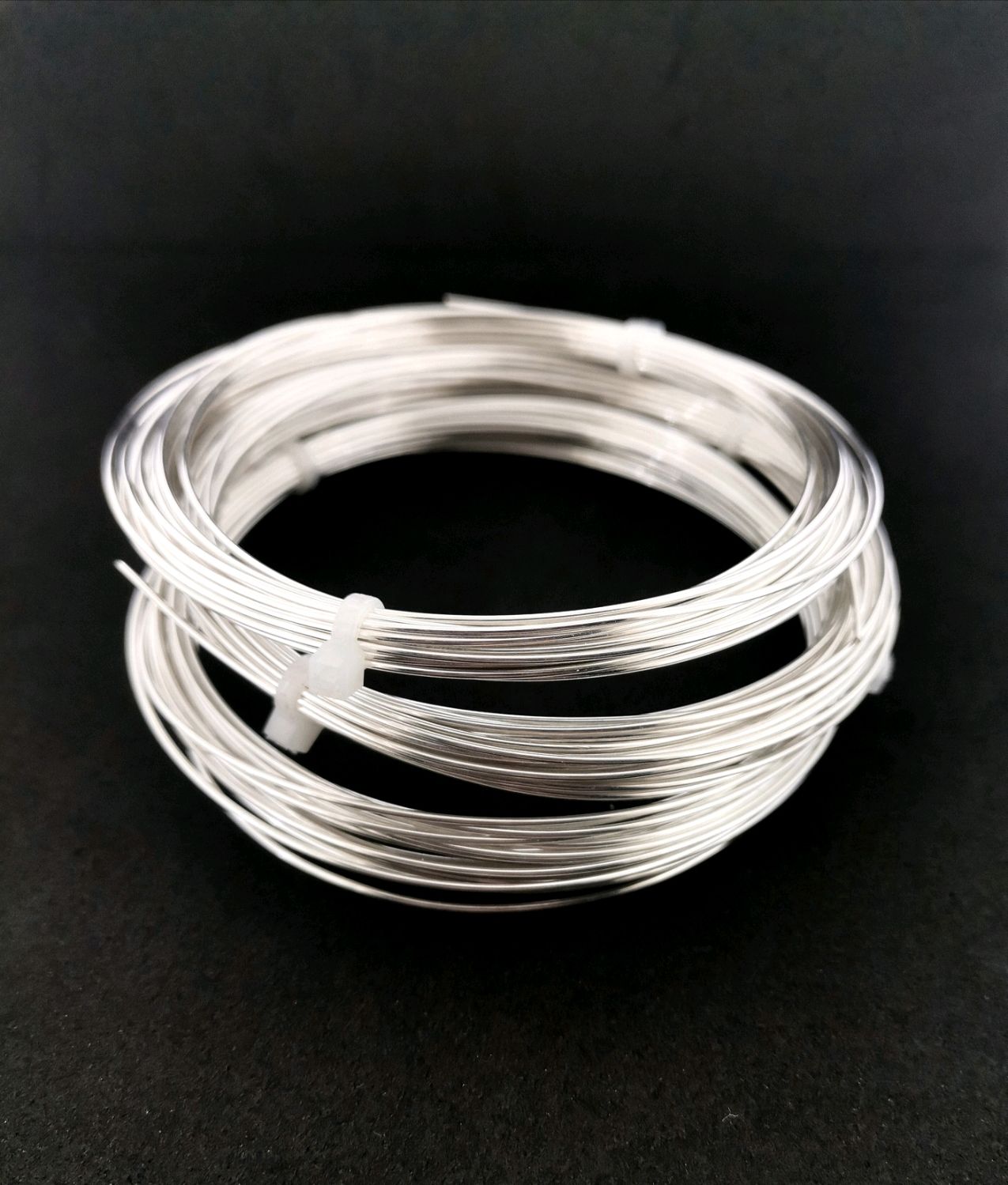 Тонкая серебряная проволока 0.3 мм проволока серебро 925 пробы на заказ в интернет-магазине Ярмарка Мастеров по цене 139 ₽ – XFT9RU | Проволоки, Симферополь - доставка по России
