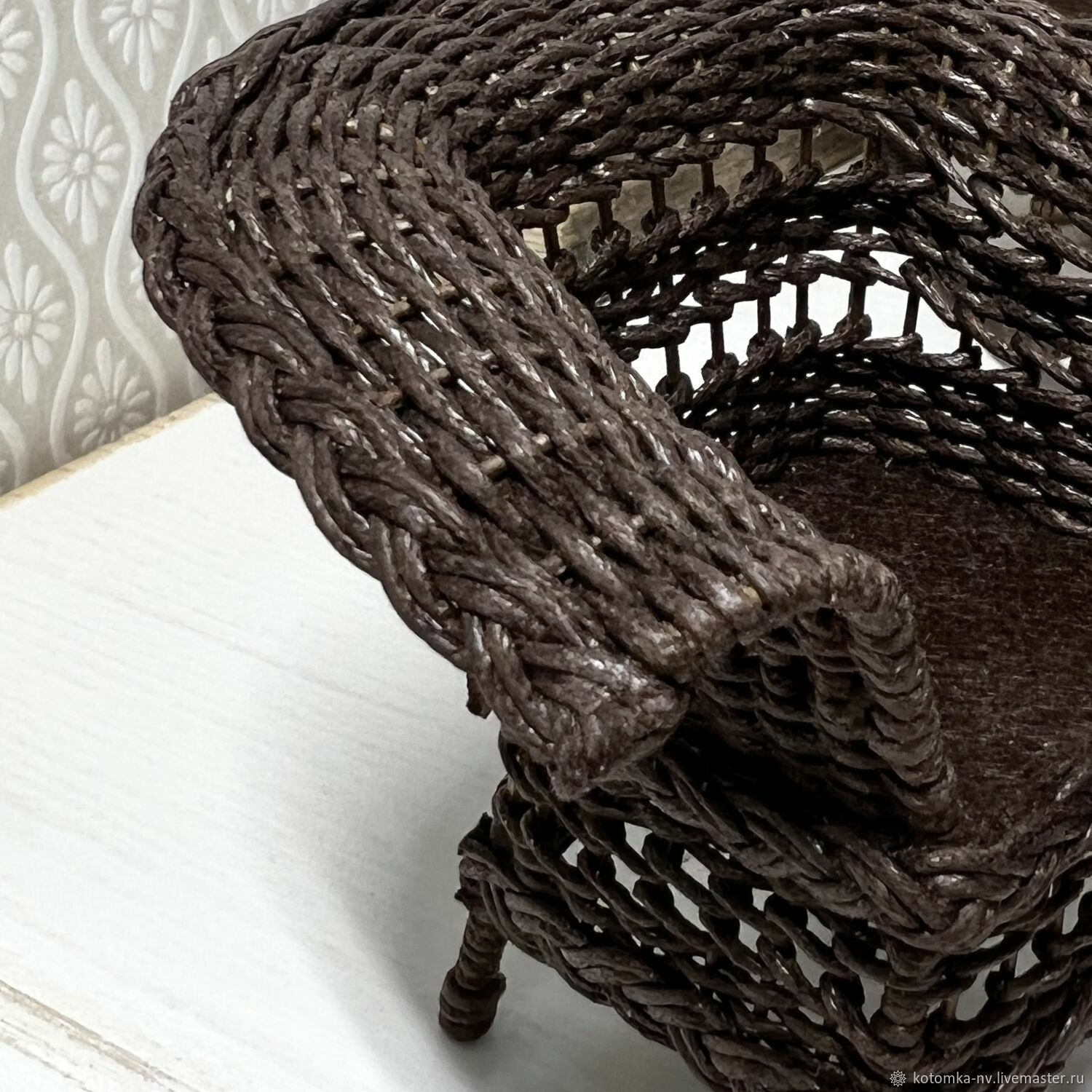 плетеный стул из бумаги