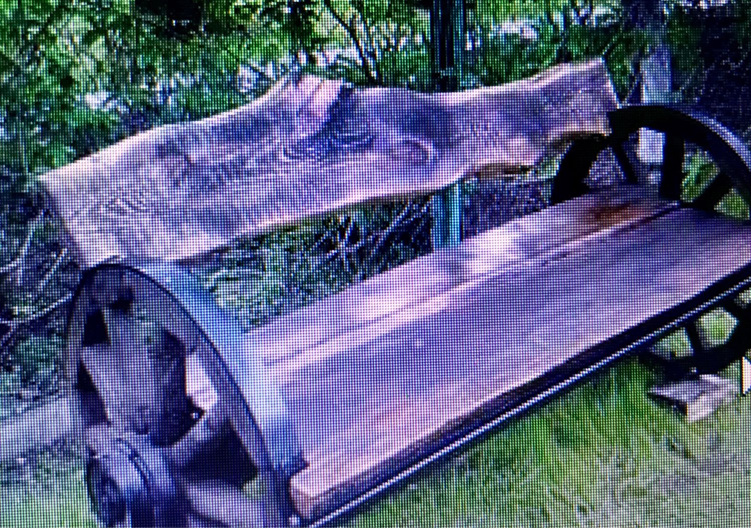 скамейки из деревянных колес