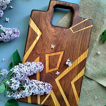 Посуда ручной работы. Ярмарка Мастеров - ручная работа Разделочная доска из кедра деревянная RD205. Handmade.