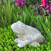 Для дома и интерьера handmade. Livemaster - original item Figurine Frog of concrete in the style of Provence Shabby. Handmade.