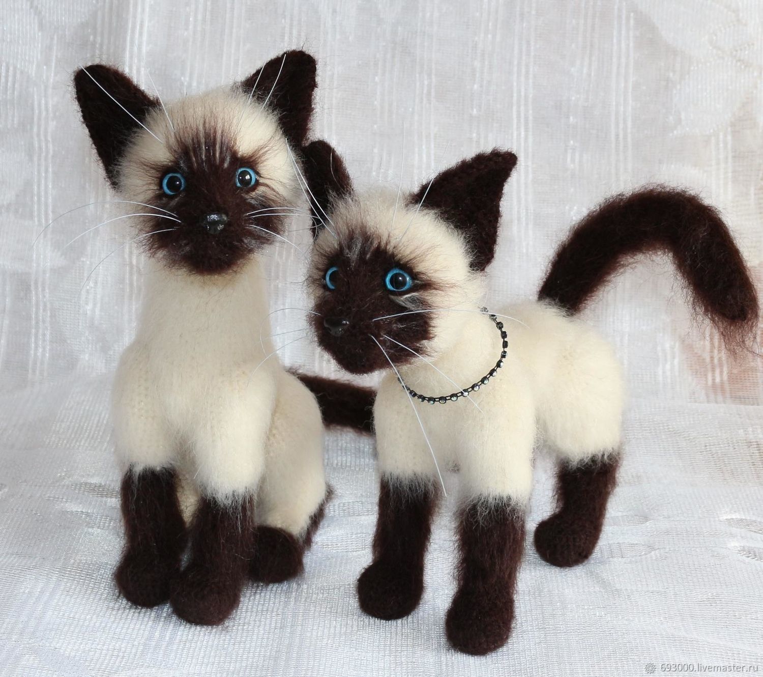 Сиамские кошки Макс и Микси - Тыква: Вяжем игрушки