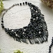 Collar of natural pearls "Black & White"