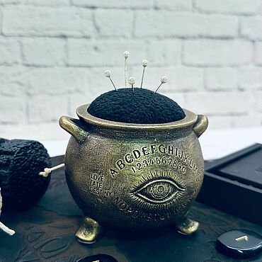 Материалы для творчества ручной работы. Ярмарка Мастеров - ручная работа Игольница Котелок Уиджи цвет на выбор. Handmade.