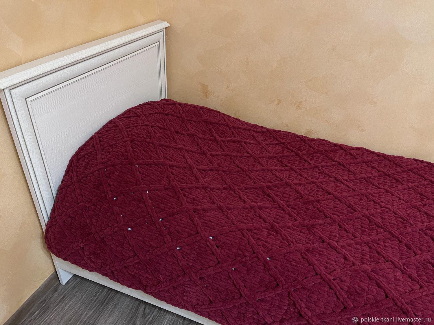 Покрывало вязаное плюшевоевсе цвета заказать на Ярмарке